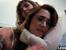 Troy Is Third Willin Couples Lena And To Get Siri Pregnant