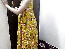 Teeny age school bitch ko uniform utaar kar pel diya