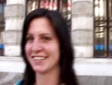 Loira chupa rola no carro!