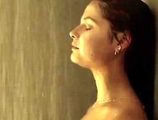 Stefanie Scott & Anna Friel Nude & Sexy - I. T.