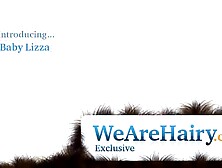 Hübsche Geile Votze mit Muschi Baby Lizza