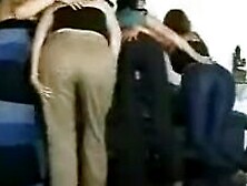 Guy bangs mouth of girlie