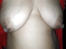 Big Boobs Of Desi Aunty