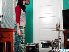Beauty Ritchie & Aubree Valentine Share Stepbro’s Dick in Family Screw Fest!