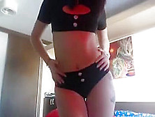 A Cam Show Is Put By Teen