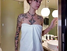 Cunt stretching nach dem Gym SallyDinosaur