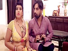 Desi Kaamwali Chudai Maalik Ne Choda