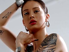 Maddy May's Irresistible Allure in a Naked Reveal