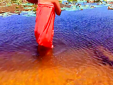 Sri Lankan Sexy Girl Bathing Outside Tank.  Asiyan Sexy Girl Bath Time Beautiful Natural Place Girl Show Hot And Sexy Sri Lankan
