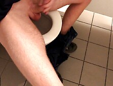 Public throne room - Spray the entire stall with my giant spunk flow! - Johann Wood