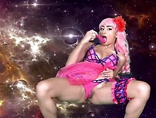 camsoda-Cosplaying teen solo toying her pussy