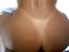 Novinha safada dando seu cuzinho gostoso de quatro