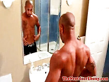 Fit Muscle Man Solo Draining Before Jizz Flow