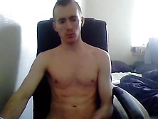 Handsome Gay Boy With Round Smooth Ass On Cam (California)