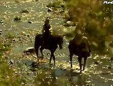 Cowboy nimmt Maid hart ran