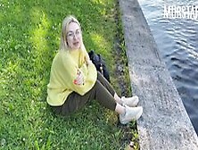 Webcam Girl Sucked In The Park For Money || Murstar