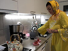 Horny Stepson Fucked His Big Ass Arab Stepmom In Hijab