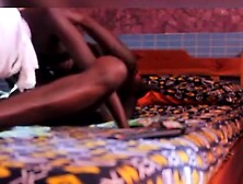 Aissatou Ba,  Une Jeune Adulte Africaine De 18 Ans