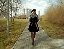 Jeny Smith - Spingtime stroll