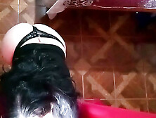 Stepmother caught with her buttocks in the window and brutally rammed