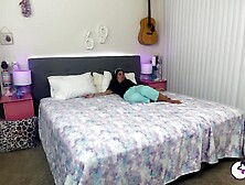 SluttyBBWs - BTS with Cameron Skye and Suzanne Would