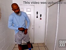 AUDREY MADISON IS LOST IN THE HOOD AND LUCKILY FOR HER THIS BABE KNOCKED H SHAUNDAM DOOR