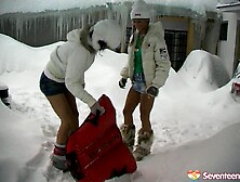 Josje B And Natascha D Dildo