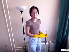 Oriental Сleaner Give Me Bang Her For Cash