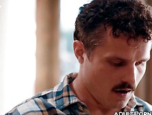 Brunette Babe Liz Jordon Fingers Her Mature Pussy While Watching You Jack Off