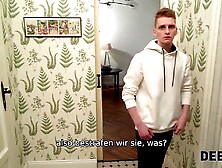 Sammler fragte nach seiner Frau,  um ihren Arsch zu ficken,  um die Schulden abzuschreiben