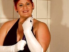 Annadevot - Elegant Mit Handschuhen Und Doch......