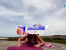 Девушка занимается обнаженная йогой и после играет со своей киской игрушками и пальцами