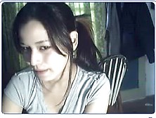 Amateur teen cutie strips on web sex camera (18+)