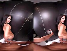 Morena Te Folla Mansion VR