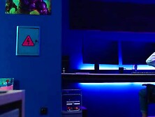 Мутант Мастер тренирует рыжую в канализации 1 серия