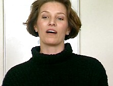 Auf der Pornocouch erst mal richtig gefickt