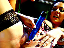 Glamorous lingerie lesbians fucking in sapphic trio