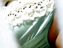 Pussy of Japanese mom recorded without her knowing it