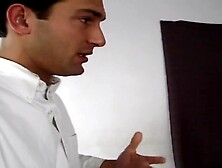 Craving eskaliert zwischen Hörsaal und Bett (eighteen+) bis zum