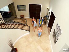 Brazzers: Lunch with The Steps with Chloe Surreal on PornHD