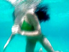 Lucy Li – Solo Masturbation at Beach