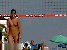 Spy nude cams on the beach get a lot of naked chicks