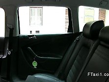 Petite Japanese babe fucks in a taxi