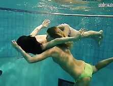 Greatest Gals Swim Bare Underwater