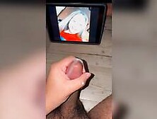 me jerking off and apply lube to my cock <333