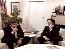 Astrid Pils wird in Nylons und High Heels im Sandwich gefickt