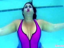 Mermaid Lexie Underwater