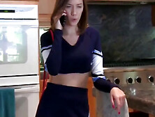 Cute Babe Gets Creampied With Riley Mae