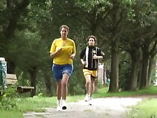 Volle Meid Verwend Na Het Joggen