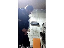 A homo worker staged a sex show for his subscribers!